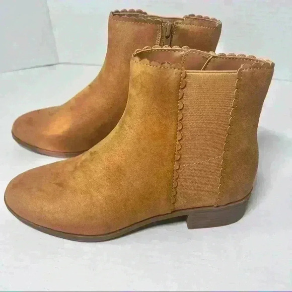 NWB CHARTER CLUB Womens Brown Goring Scalloped Daxi Round Toe Block Heel Sz 7 - Picture 2 of 7